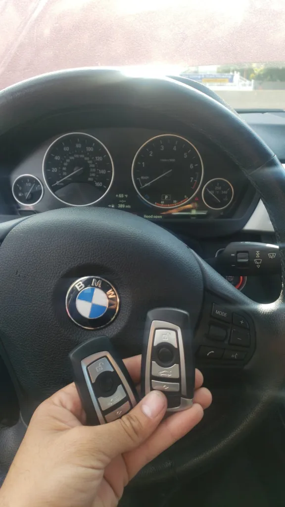 BMW Serie 3 2009: llave inteligente de reemplazo en Berwyn. Foto del trabajo realizado.