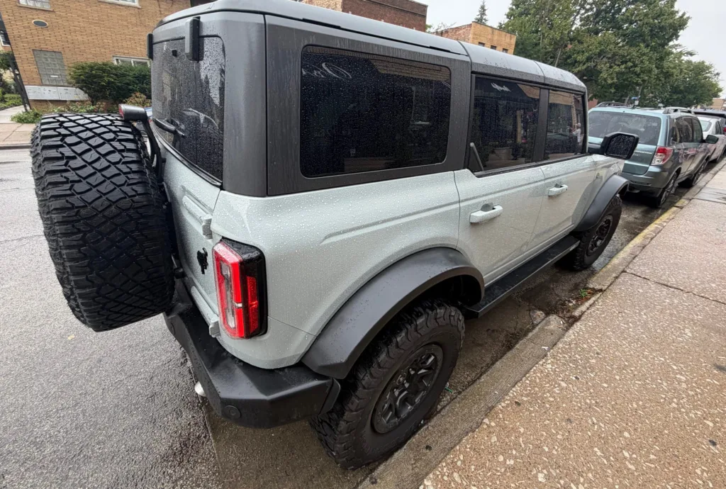 Ford Bronco 2024: llaves nuevas en Berwyn. Foto del trabajo realizado.